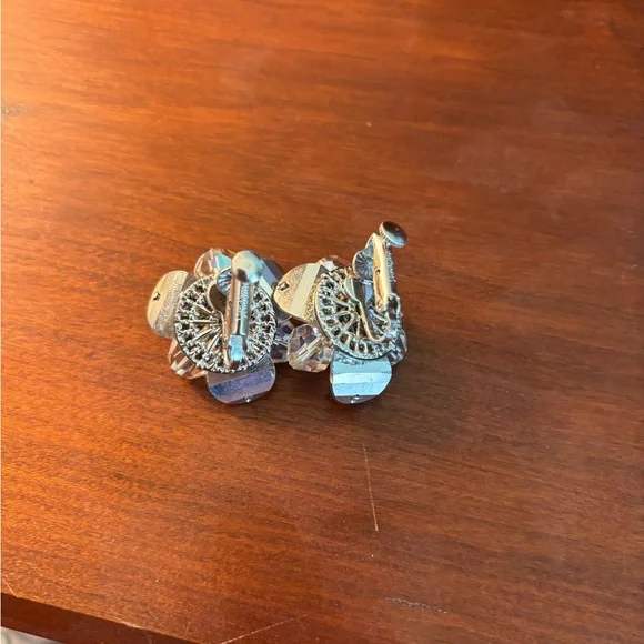 Vintage Vendome aurora borealis beaded earrings - Picture 3 of 6